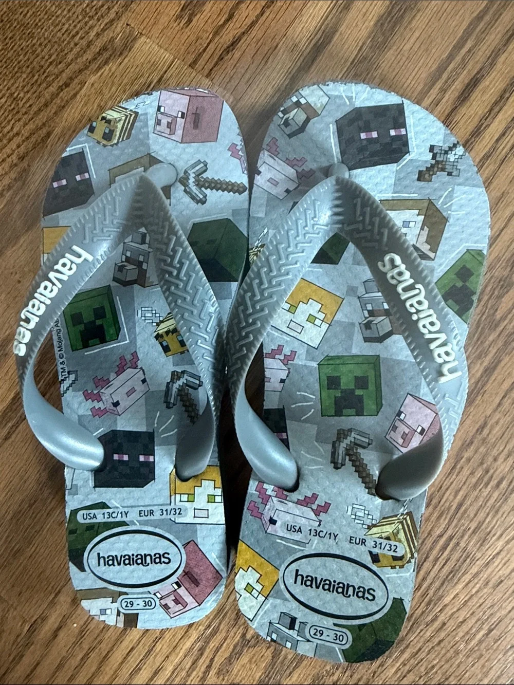 Havaianas Kids Gray Minecraft Graphic Flip Flops